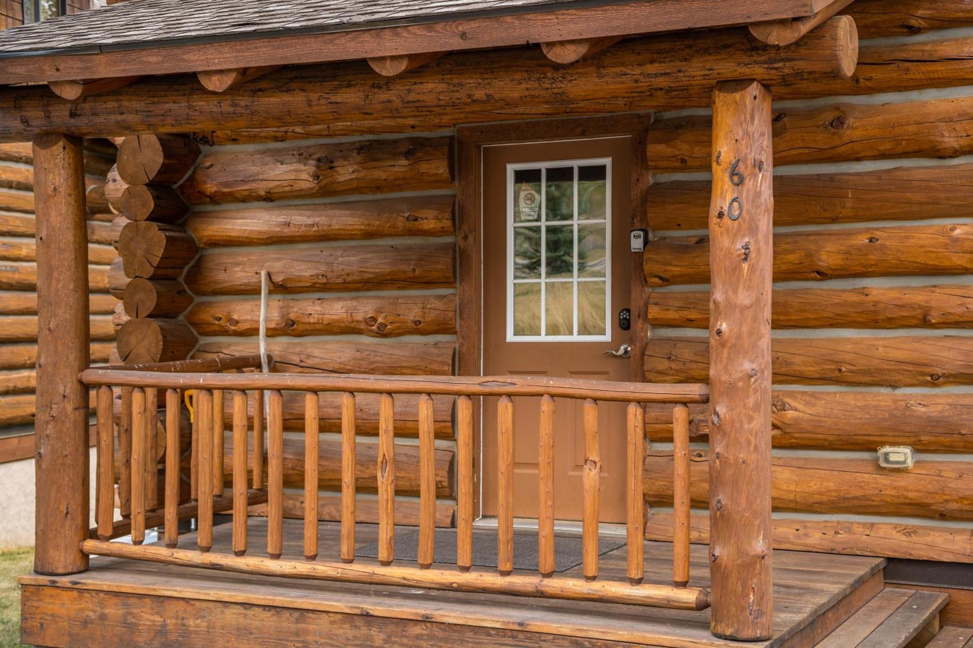 King'S Cabin Уест Йелоустоун Екстериор снимка